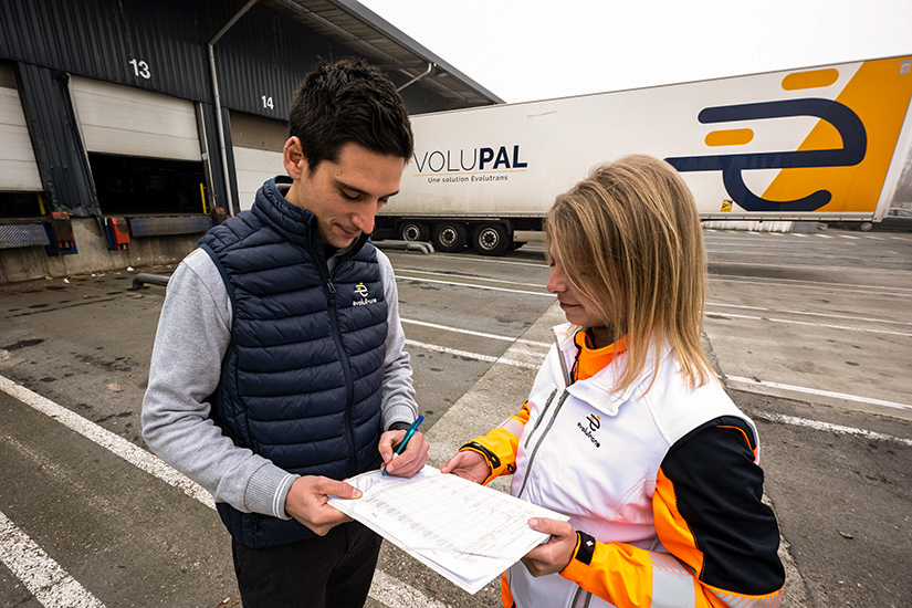 Envoyez votre marchandise avec Wepal, elle sera prise en charge par des transporteurs locaux