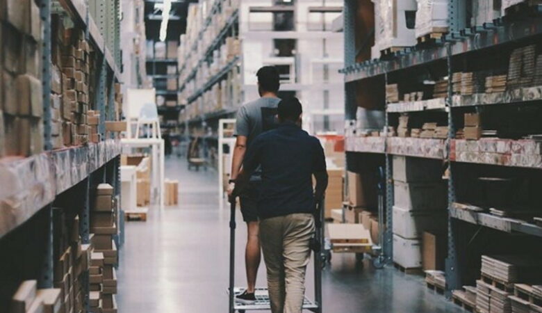 Les principaux avantages de l’externalisation logistique pour les professionnels